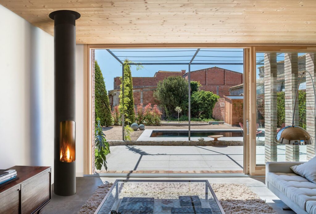 Focus bois Slimfocus sur pied bois
